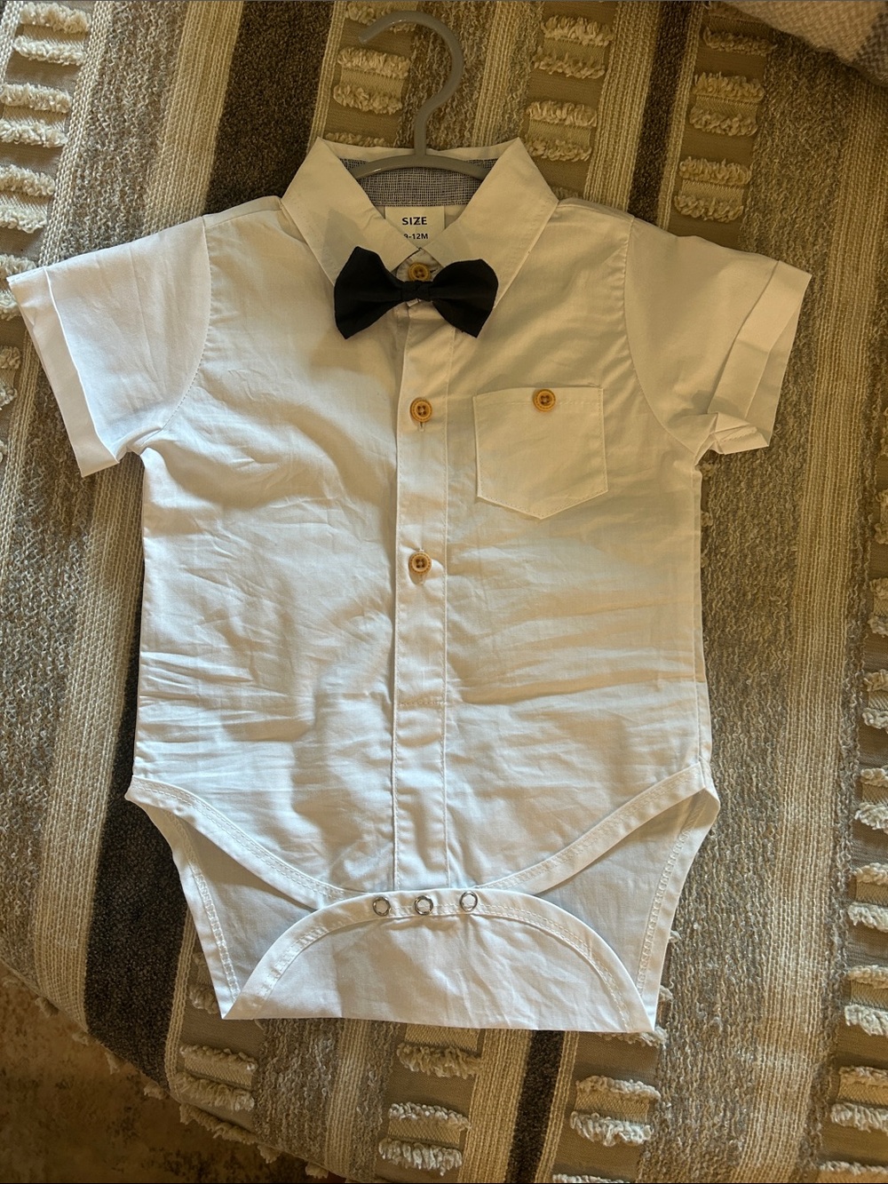 Source Unknown White Short-Sleeve Baby Bodysuit with Black Bow Tie